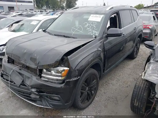 1V2DP2CA6JC600310 2018 VOLKSWAGEN ATLAS - Image 2