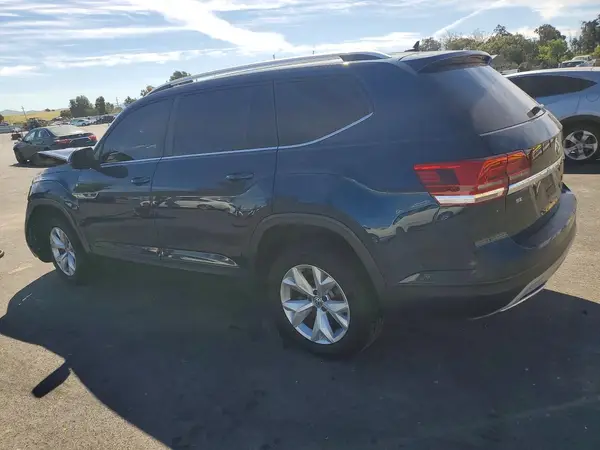 1V2DP2CA7JC592329 2018 VOLKSWAGEN ATLAS - Image 2