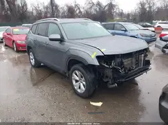 1V2DP2CA8JC599869 2018 VOLKSWAGEN ATLAS