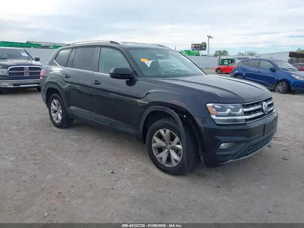 1V2DP2CA8JC600311 2018 VOLKSWAGEN ATLAS - Image 1