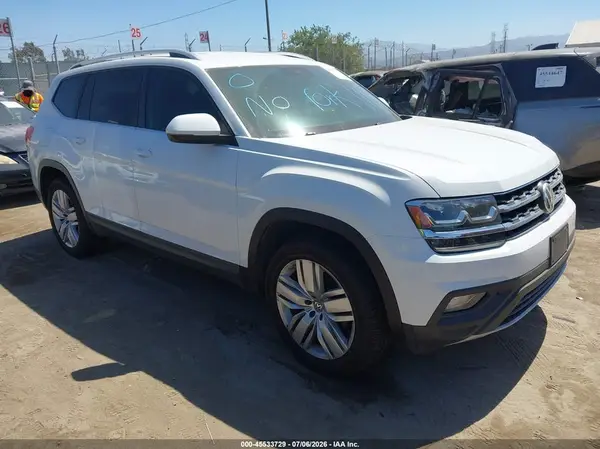1V2DR2CA0JC517014 2018 VOLKSWAGEN ATLAS - Image 1