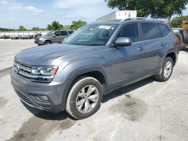 1V2DR2CA0JC586902 2018 VOLKSWAGEN ATLAS - Image 1