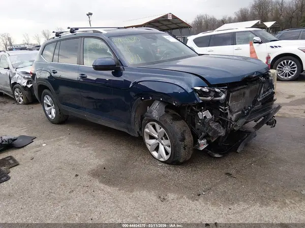 1V2DR2CA1JC547235 2018 VOLKSWAGEN ATLAS - Image 1