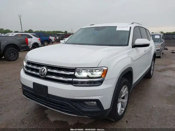 1V2DR2CA1JC587959 2018 VOLKSWAGEN ATLAS - Image 2