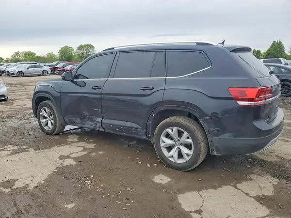 1V2DR2CA1JC590103 2018 VOLKSWAGEN ATLAS - Image 2
