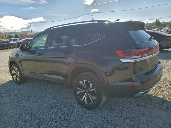 1V2DR2CA1RC565956 2024 VOLKSWAGEN ATLAS - Image 2