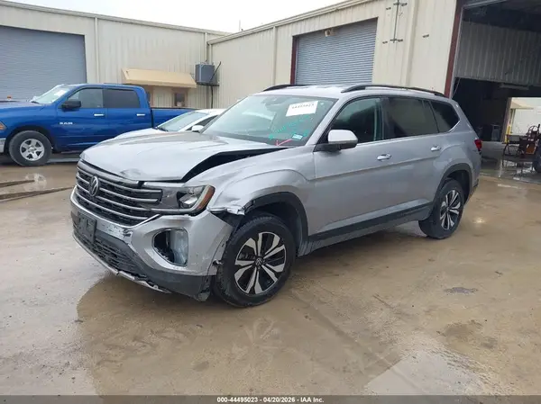 1V2DR2CA2RC572351 2024 VOLKSWAGEN ATLAS - Image 2