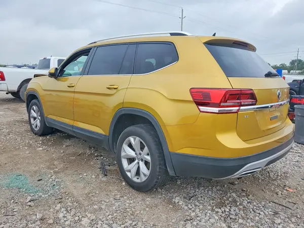 1V2DR2CA3JC550539 2018 VOLKSWAGEN ATLAS - Image 2