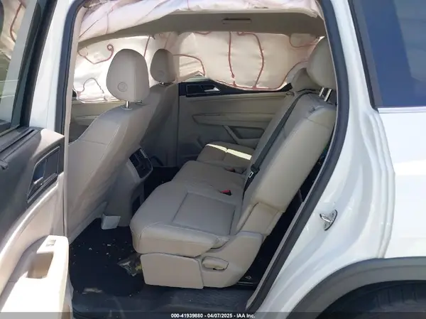 1V2DR2CA3JC580575 2018 VOLKSWAGEN ATLAS - Image 8
