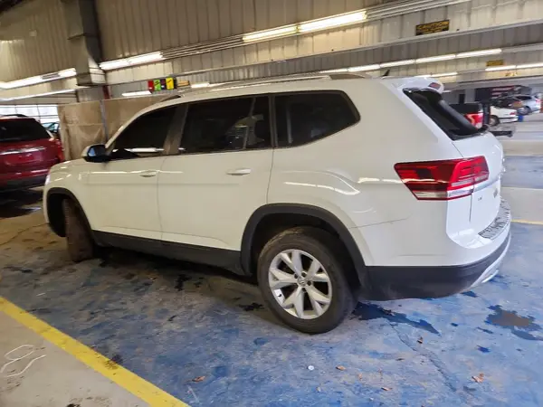 1V2DR2CA3KC543771 2019 VOLKSWAGEN ATLAS - Image 2
