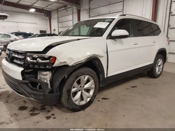 1V2DR2CA3KC551417 2019 VOLKSWAGEN ATLAS - Image 2