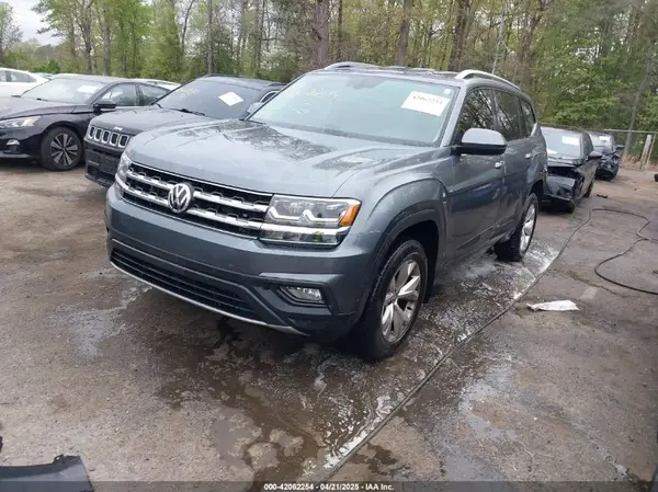 1V2DR2CA3KC624379 2019 VOLKSWAGEN ATLAS - Image 2
