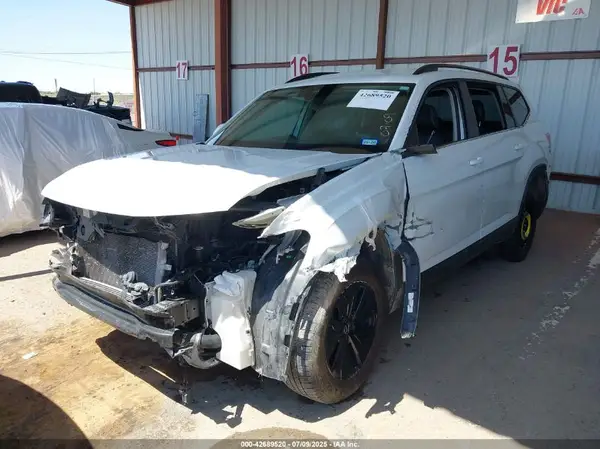 1V2DR2CA3RC525586 2024 VOLKSWAGEN ATLAS - Image 2