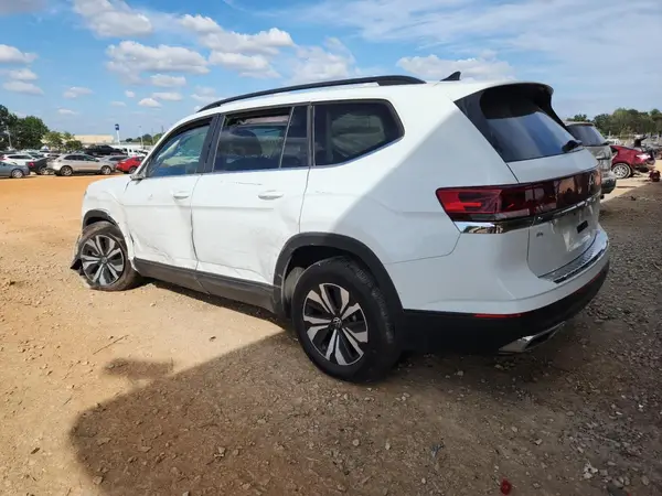 1V2DR2CA3RC614011 2024 VOLKSWAGEN ATLAS - Image 2