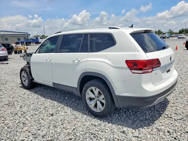 1V2DR2CA4JC581878 2018 VOLKSWAGEN ATLAS - Image 2