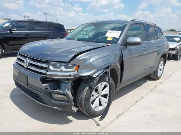 1V2DR2CA4KC521424 2019 VOLKSWAGEN ATLAS - Image 2