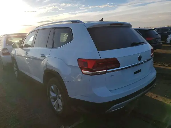 1V2DR2CA5JC501083 2018 VOLKSWAGEN ATLAS - Image 2