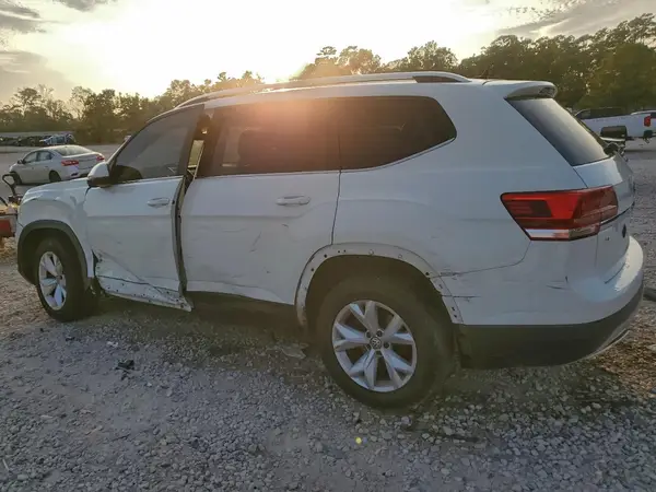 1V2DR2CA5JC527246 2018 VOLKSWAGEN ATLAS - Image 2