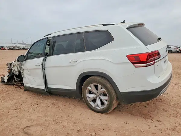 1V2DR2CA5JC560067 2018 VOLKSWAGEN ATLAS - Image 2