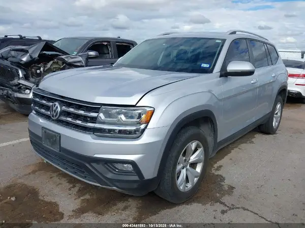 1V2DR2CA5KC549393 2019 VOLKSWAGEN ATLAS - Image 2