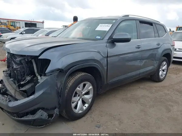 1V2DR2CA6KC585500 2019 VOLKSWAGEN ATLAS - Image 2