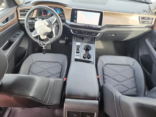 1V2DR2CA6RC564768 2024 VOLKSWAGEN ATLAS - Image 8