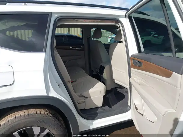 1V2DR2CA7SC573081 2025 VOLKSWAGEN ATLAS - Image 8