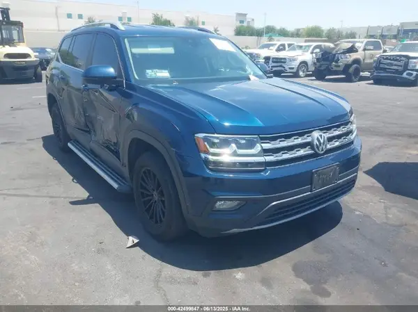 1V2DR2CA8JC589160 2018 VOLKSWAGEN ATLAS - Image 1