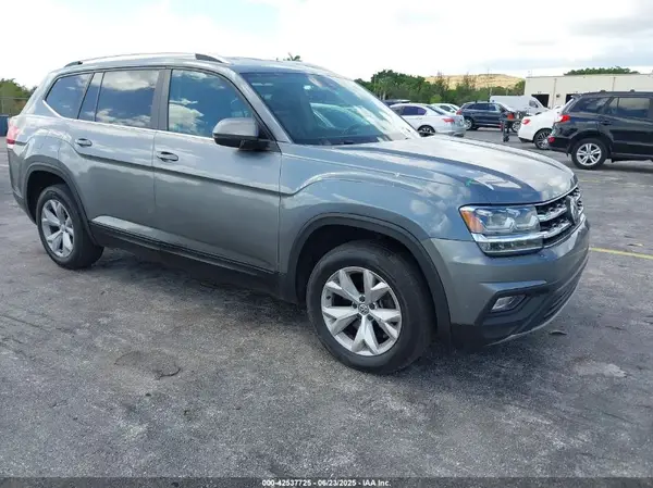 1V2DR2CA8KC517067 2019 VOLKSWAGEN ATLAS - Image 1