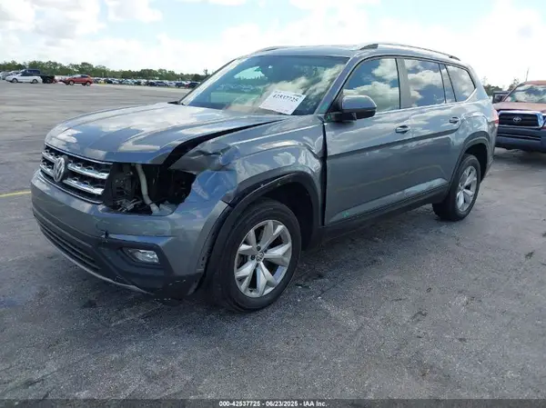 1V2DR2CA8KC517067 2019 VOLKSWAGEN ATLAS - Image 2