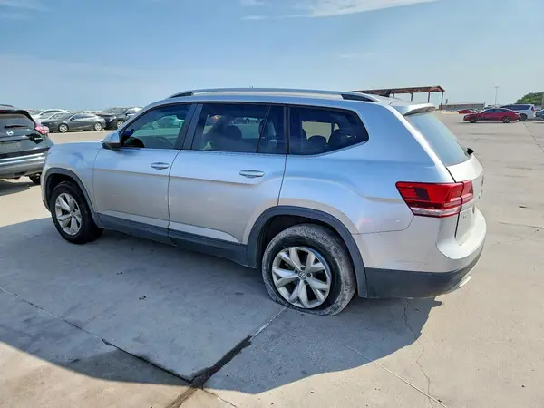 1V2DR2CA8KC590083 2019 VOLKSWAGEN ATLAS - Image 2