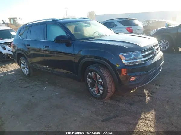 1V2DR2CA9JC540162 2018 VOLKSWAGEN ATLAS - Image 1