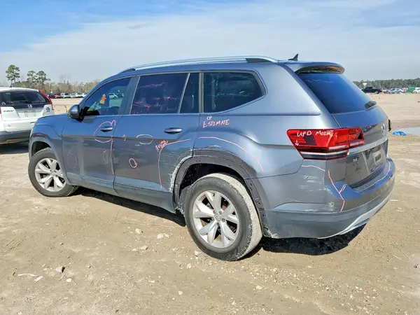 1V2DR2CA9JC549928 2018 VOLKSWAGEN ATLAS - Image 2