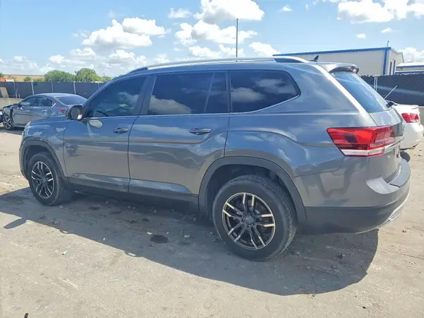 1V2DR2CAXJC516940 2018 VOLKSWAGEN ATLAS - Image 2