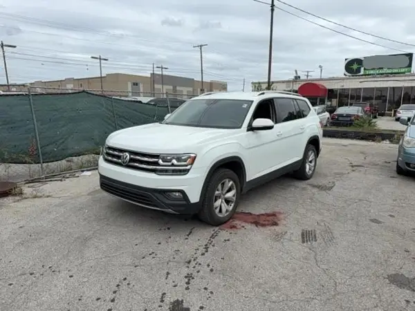 1V2DR2CAXJC522527 2018 VOLKSWAGEN ATLAS - Image 2