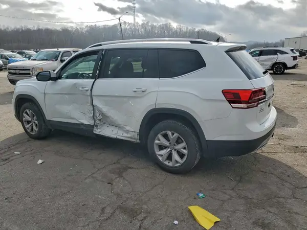 1V2DR2CAXJC539277 2018 VOLKSWAGEN ATLAS - Image 2