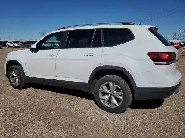 1V2DR2CAXJC540526 2018 VOLKSWAGEN ATLAS - Image 2