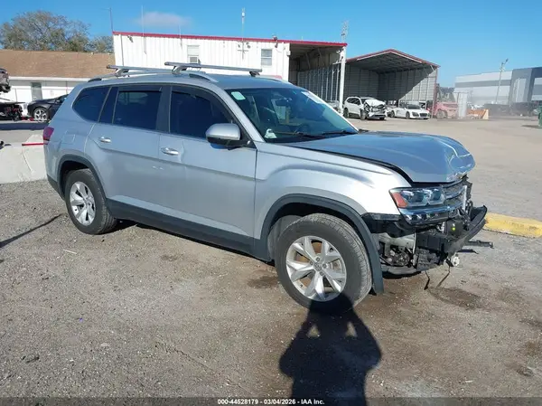1V2DR2CAXJC586373 2018 VOLKSWAGEN ATLAS - Image 1