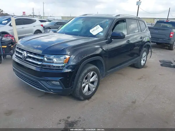 1V2DR2CAXKC551611 2019 VOLKSWAGEN ATLAS - Image 2