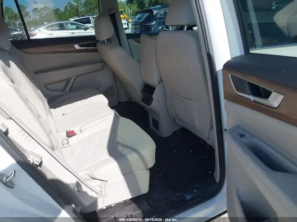 1V2DR2CAXRC525746 2024 VOLKSWAGEN ATLAS - Image 8