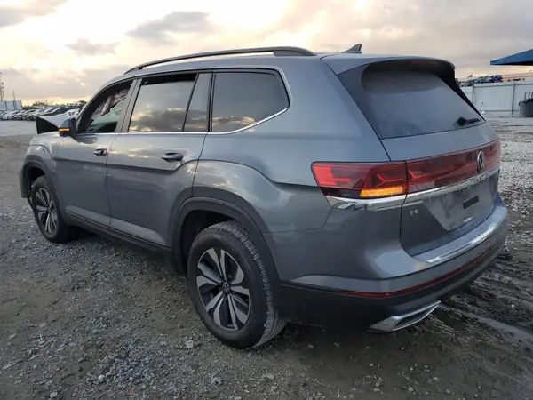 1V2DR2CAXRC616838 2024 VOLKSWAGEN ATLAS - Image 2