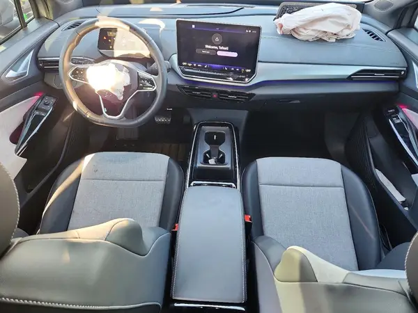 1V2DSPE85SC004791 2025 VOLKSWAGEN ID.4 - Image 8