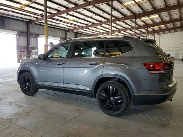 1V2EP2CA2JC600342 2018 VOLKSWAGEN ATLAS - Image 2