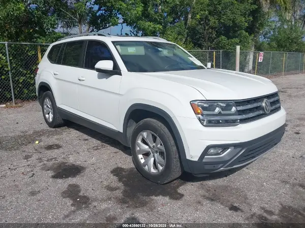 1V2ER2CA0JC514702 2018 VOLKSWAGEN ATLAS - Image 1
