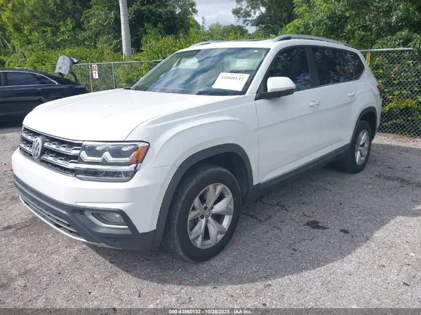 1V2ER2CA0JC514702 2018 VOLKSWAGEN ATLAS - Image 2