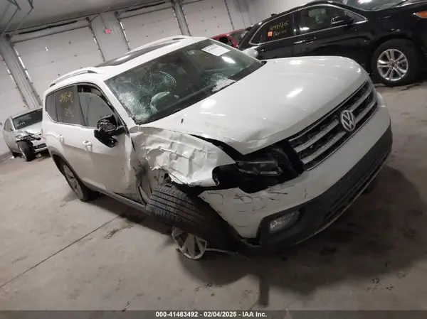 1V2ER2CA0JC558750 2018 VOLKSWAGEN ATLAS - Image 1