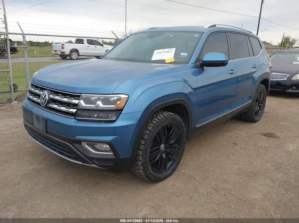 1V2ER2CA1KC574974 2019 VOLKSWAGEN ATLAS - Image 2