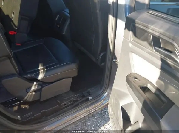 1V2ER2CA1MC557921 2021 VOLKSWAGEN ATLAS - Image 8