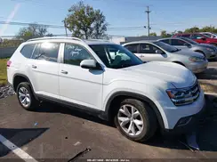 1V2ER2CA2JC508044 2018 VOLKSWAGEN ATLAS