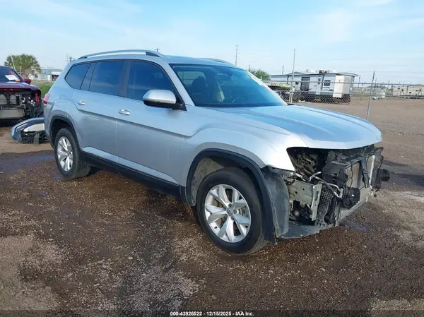 1V2ER2CA2JC540945 2018 VOLKSWAGEN ATLAS - Image 1